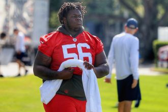 Heaviest player in NFL history breaks silence on dramatic weight loss after rejoining team who cut him for being too big