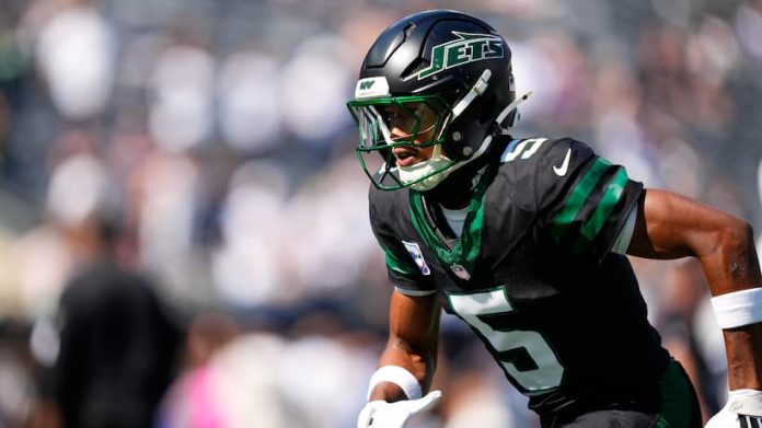Jets’ Garrett Wilson will miss ‘a couple of weeks’ due to a knee injury he suffered in Week 6