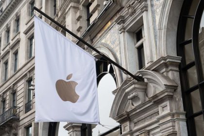 Fancy making millions hacking Apple? iPhone maker now offers huge bug bounty worth up to $2m