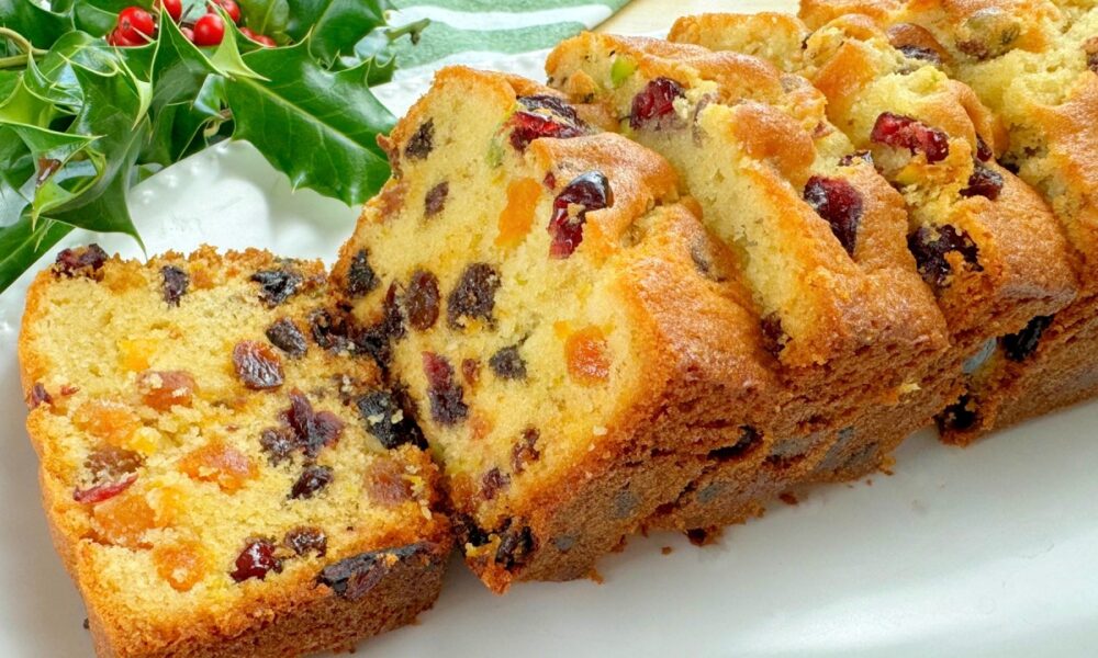 This Easy Fruit Cake Recipe Is Soft, Moist and Perfect for Any Day of the Week