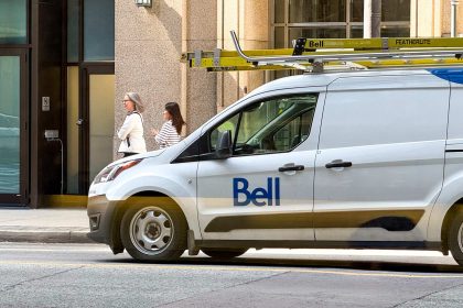 Bell to launch internet in Western Canada using Telus fibre