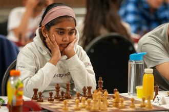 10-year-old chess prodigy defeats grandmaster in ‘near-perfect game’
