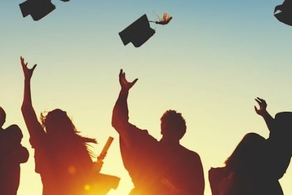 Tech industry grad hiring crashes 46% as bots do junior work