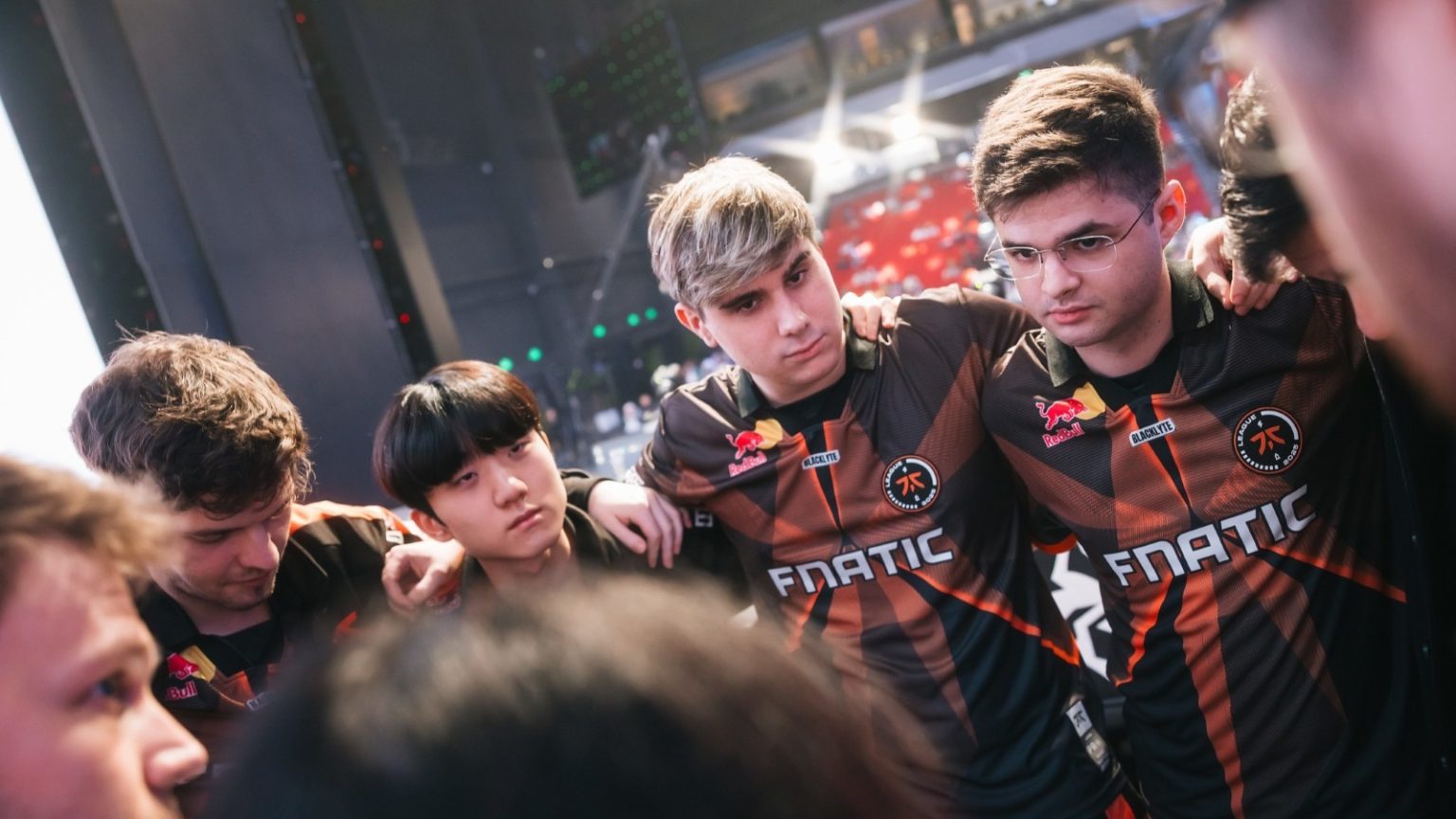 Fnatic LoL Team on Verge of Collapse After Winless Worlds 2025 run