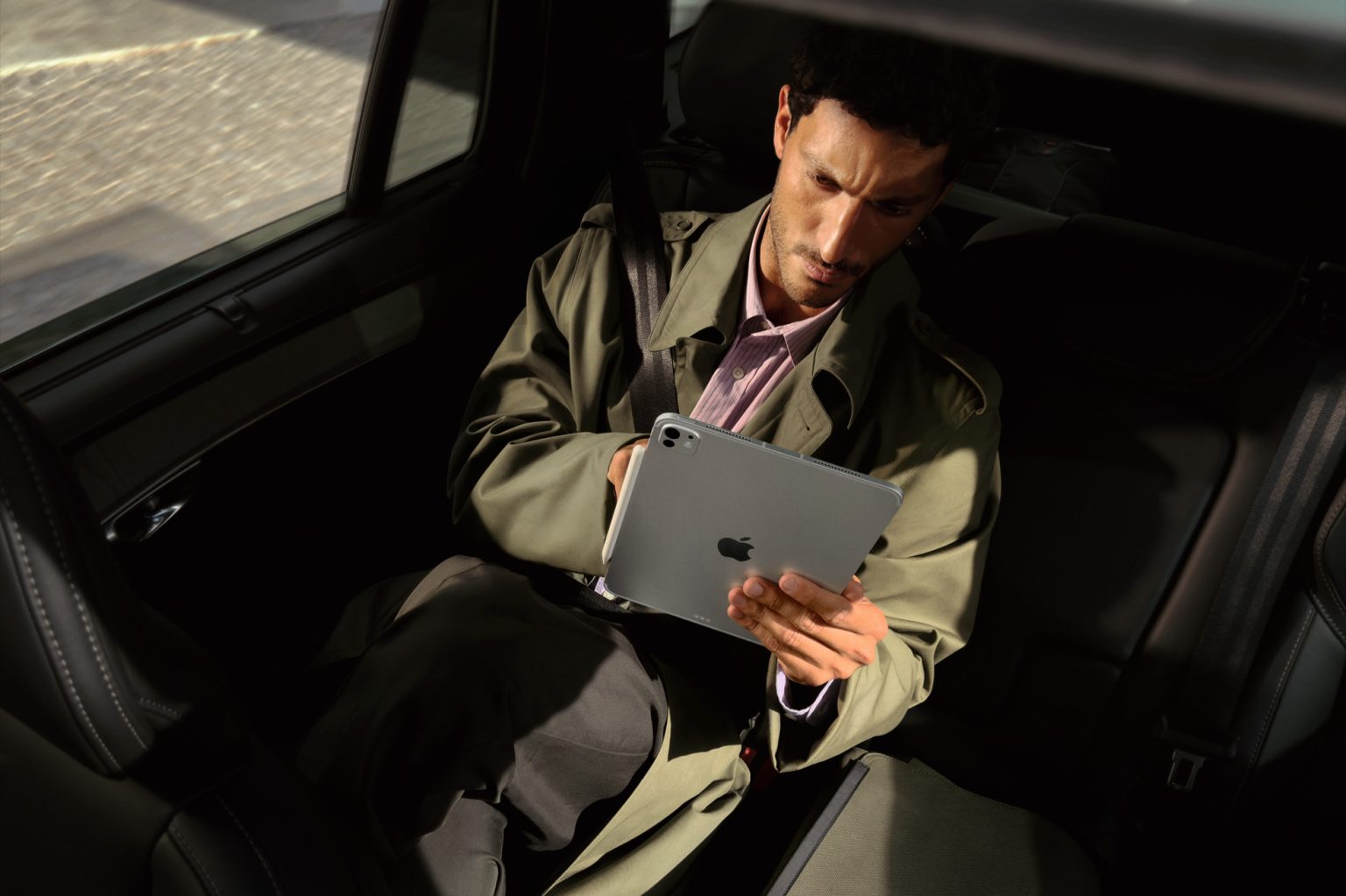 Apple Unveils iPad Pro with M5 Chip, Boosting AI Power and Performance