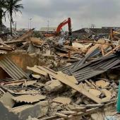 BREAKING: Tension In Oworonshoki As Lagos Government Bulldozers Return To Continue Illegal Demolition