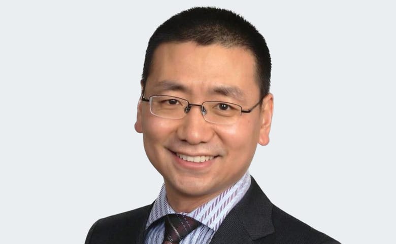 KKR, Quadrantis Buying Minority Stakes in Fosun’s Peak Re