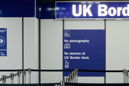 Hamas lawyer seeks appeal following police’s seizure of his phone at Welsh port