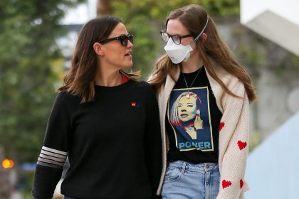 Jennifer Garner reveals how her three children helped her make a positive change — and her famous friends are in awe