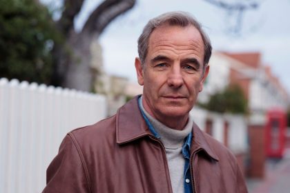 The wellness ritual Robson Green swears by after being on ‘pathway to death’
