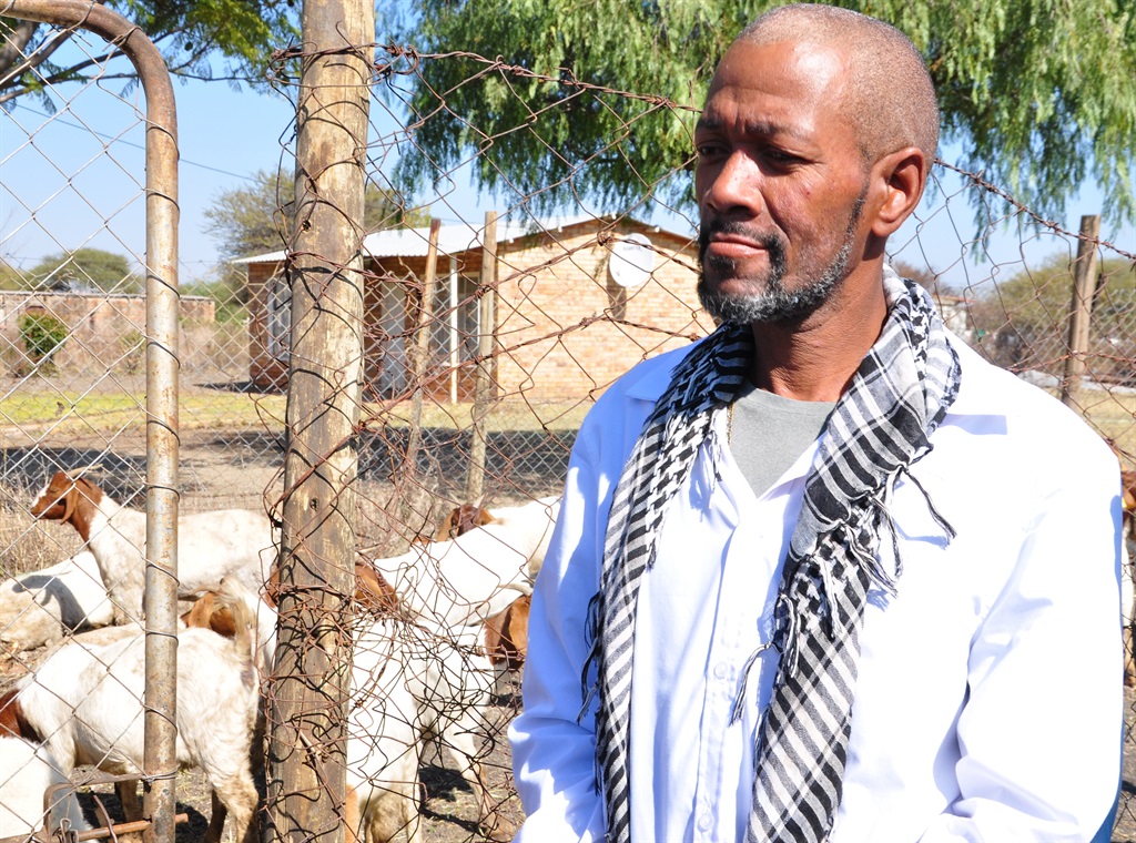 Snl24 | Bye bye shack, hello nice house!