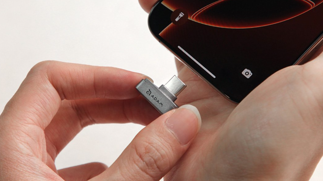 This rapid SSD moves 1GB in just seconds, and offers fingerprint security