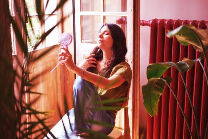 How Do Hormone-Free Menopause Drugs Stack Up Against HRT?