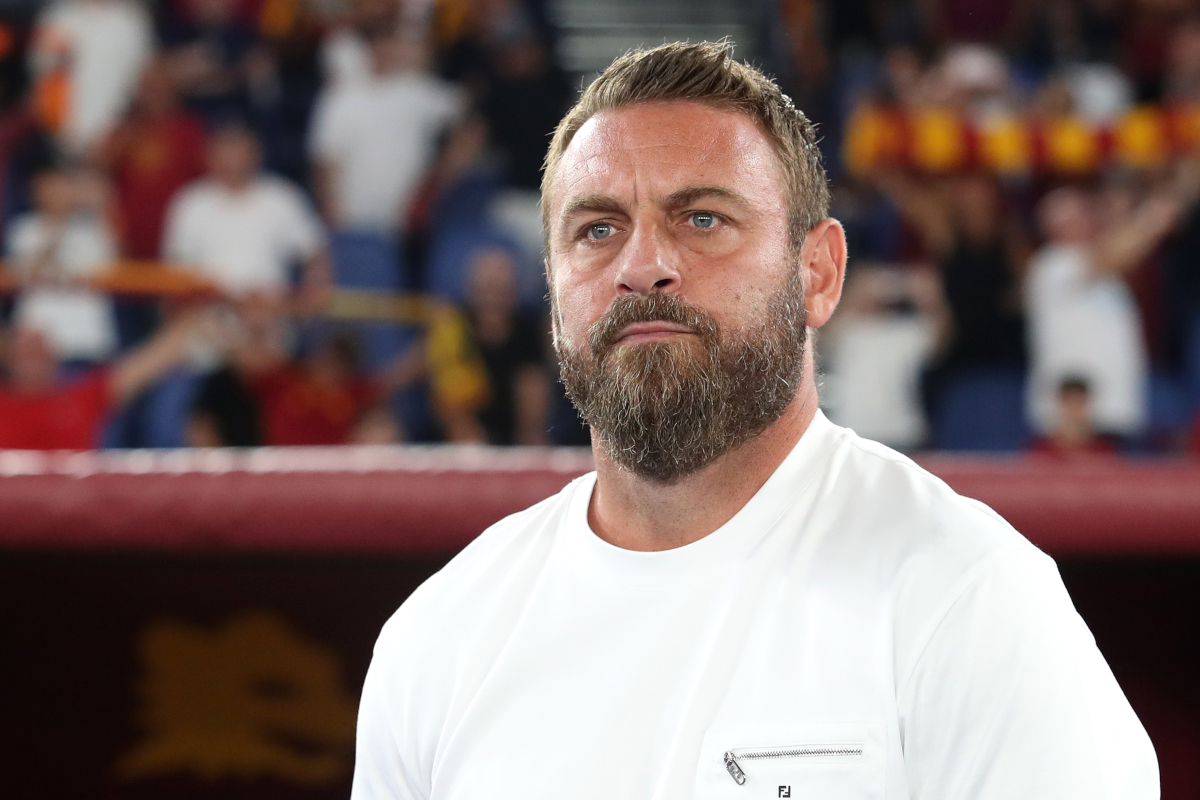 Video: De Rossi arrives to replace Vieira as Genoa head coach