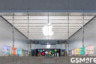 Apple hits record Q4 as Services revenue climbs to all-time high