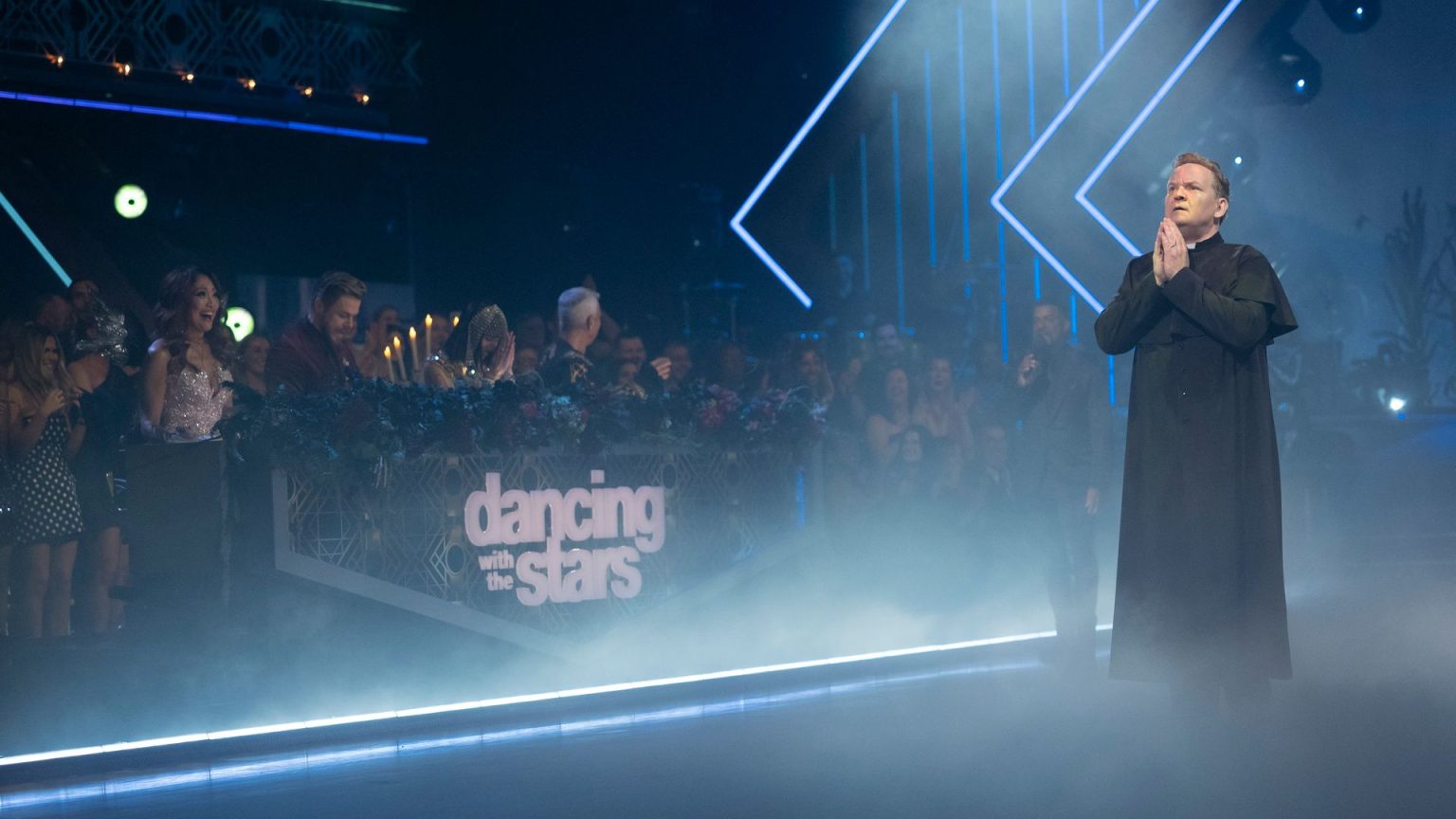 DWTS Halloween episode 7 recap: A night of injuries, controversy and a tearful goodbye