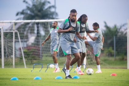 “I got a knock” – Nigeria’s MVD provides fitness update as Lookman swells Super Eagles camp to 14