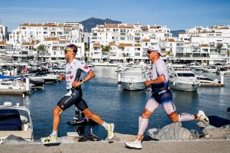 WATCH AGAIN as Geens wins sprint battle to defend 70.3 World Championship title