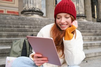 Save 60% on Avast Ultimate and get everything you need for a safer digital life