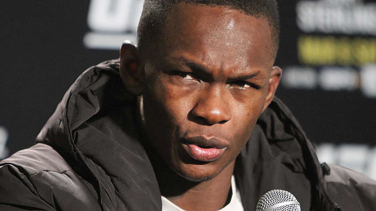 Israel Adesanya makes bold prediction for UFC 322 main event