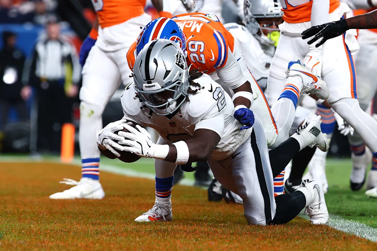 Las Vegas Raiders fans lose confidence before Week 11