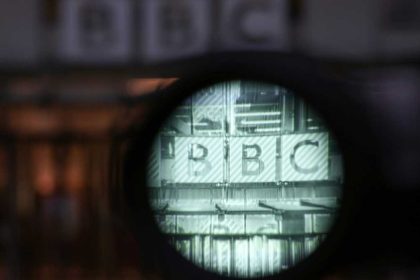 BBC launches hunt for new boss as Trump row rumbles on