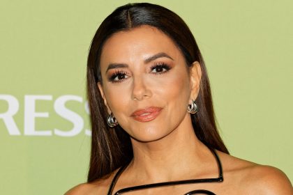Eva Longoria looks unrecognisable in latest red carpet outing