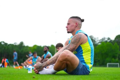 New injury blow as Pep Guardiola reveals Manchester City midfielder suffering from ‘leg niggles’