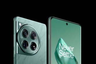 OnePlus 12 is selling at lowest price