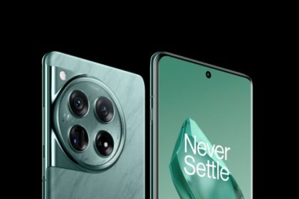 OnePlus 12 is selling at lowest price