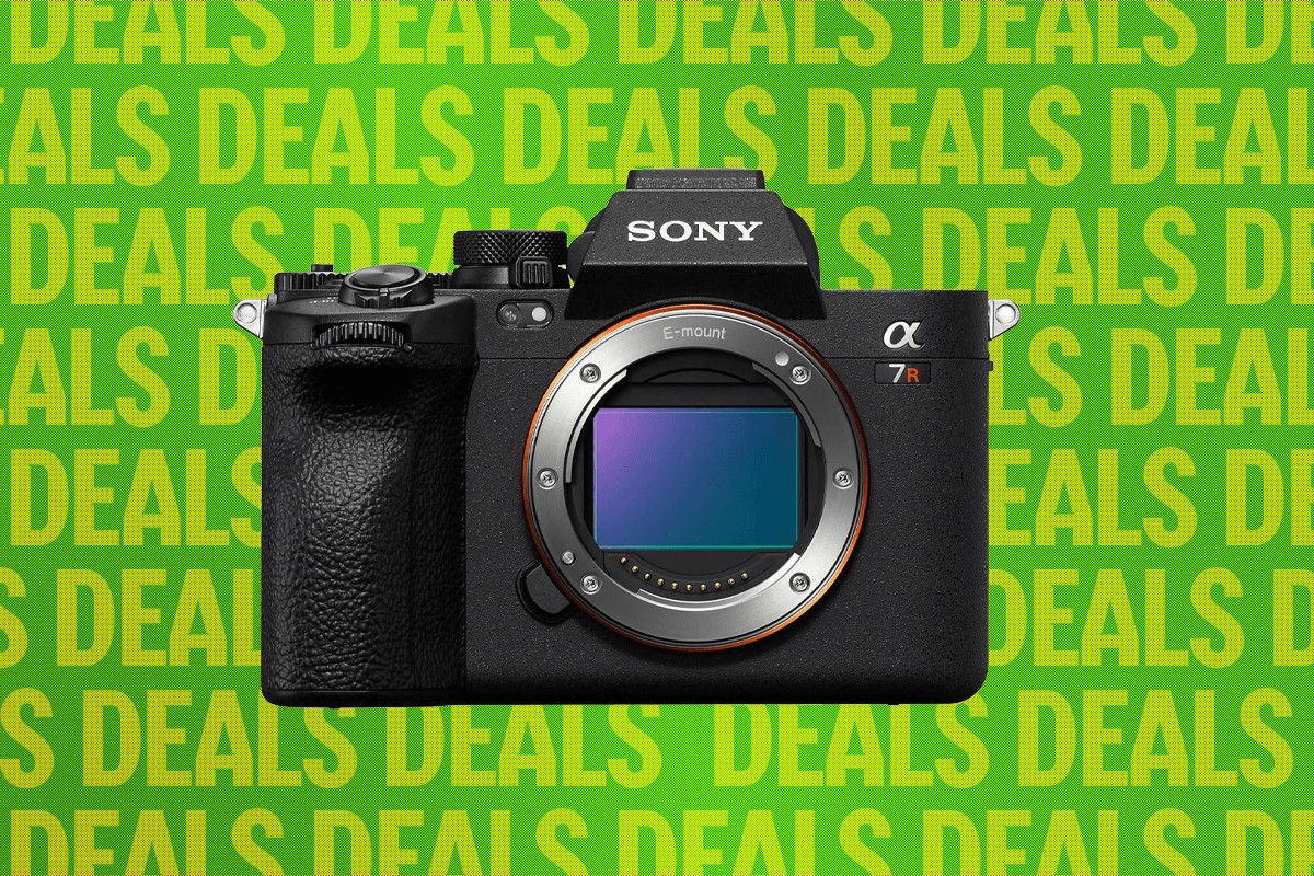 Save $900 on Sony’s Best Mirrorless Camera With This Early Black Friday Deal (2025)