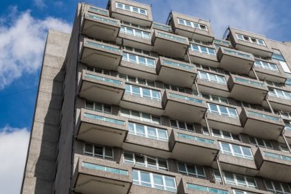 Landlord quirks leave thousands of flats stuck in the broadband slow lane