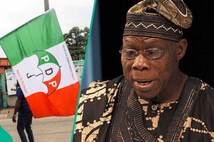 Obasanjo ignores Wike-led faction, sends cryptic message to Turaki’s PDP