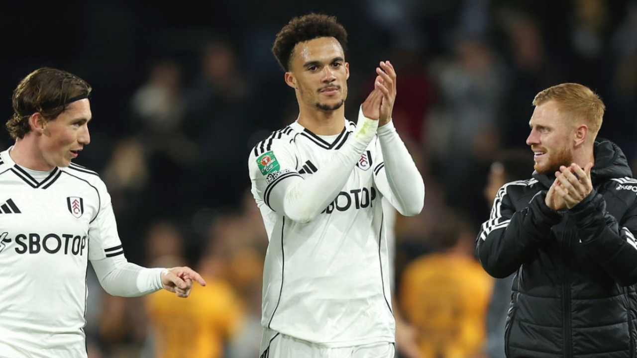 Antonee Robinson “is getting better”, Fulham has no timescale for return