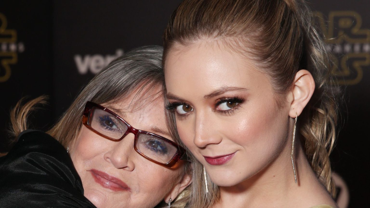 Billie Lourd shares heartbreaking post 9 years after mom Carrie Fisher’s death