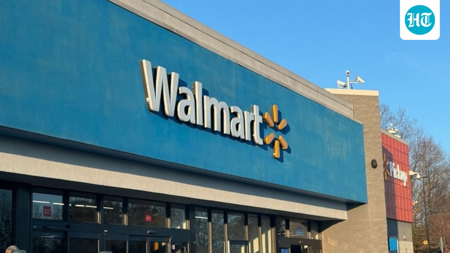 Target, Walmart, banks and more: See what’s open on the day after Christmas in 2025