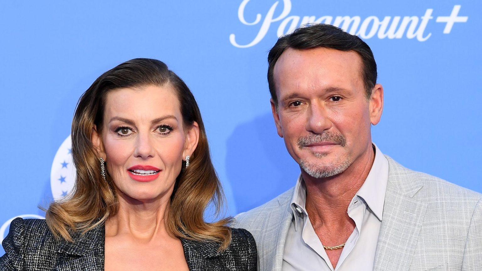 Tim McGraw shares the emotional photo that won Christmas: ‘My ladies’