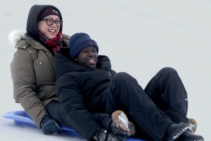 Ottawa man takes his Uber driver tobogganing for first time