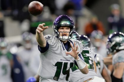 NFL Live Tracker: Seahawks vs. Panthers