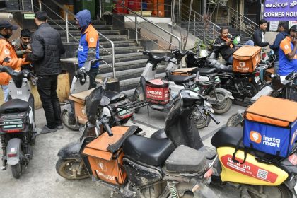 Gig and platform workers to strike on Christmas and New Year’s Eve