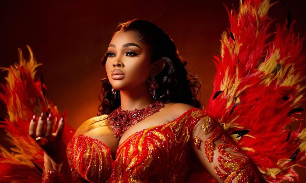 Mercy Aigbe Slays in Fire-Inspired Look at “Colours of Fire” Premiere