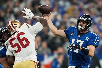 Philip Rivers delivers vintage first half performance for Colts, delighting NFL fans