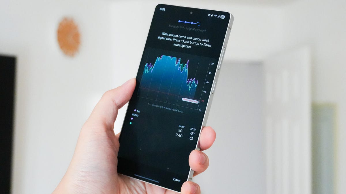 Your Samsung phone has a secret Wi-Fi menu that can solve most internet problems