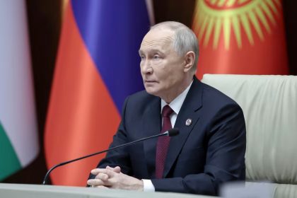 Ahead of peace talks with Trump, Zelensky calls Putin ‘man of war’ after Russian attack on Kyiv region