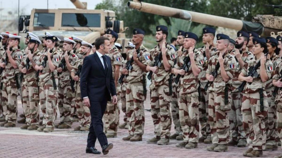 France will replace Charles de Gaulle ship with new carrier, Macron tells Gulf troops