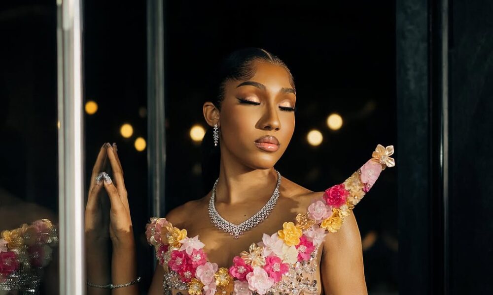 Bring Glitter and Floral Magic to Your Wedding Reception With This Gorgeous Bridal Look