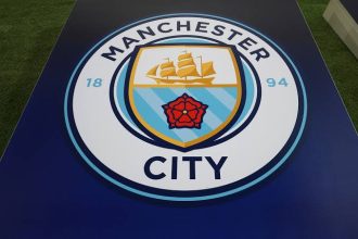 Manchester City eyes top Premier League defender