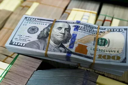 تراجع في 7 بنوك.. سعر الدولار مقابل الجنيه بنهاية تعاملات اليوم