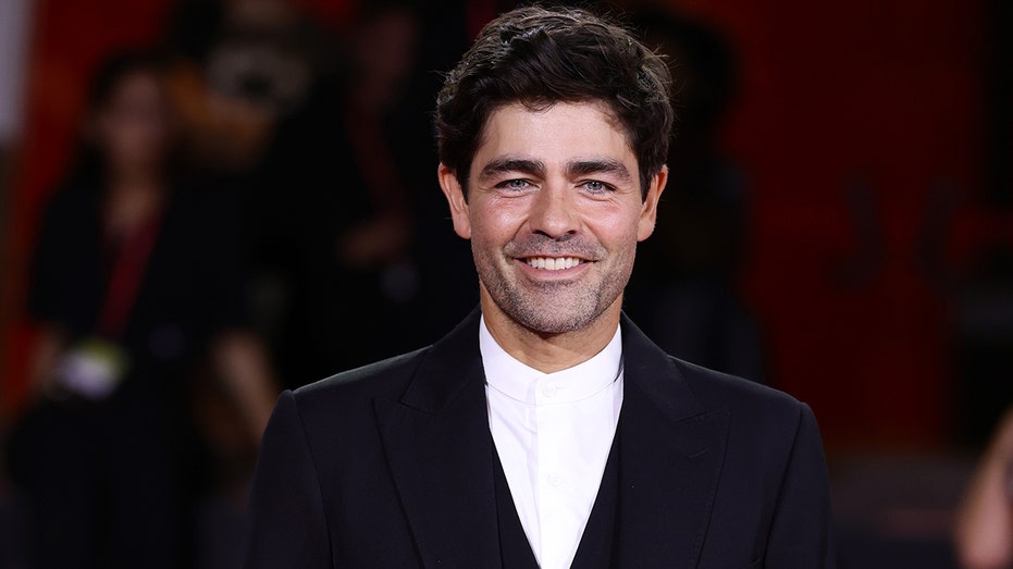 Adrien Grenier calls out ‘woke liberal college kids’ trying to tell farmers how to do their jobs