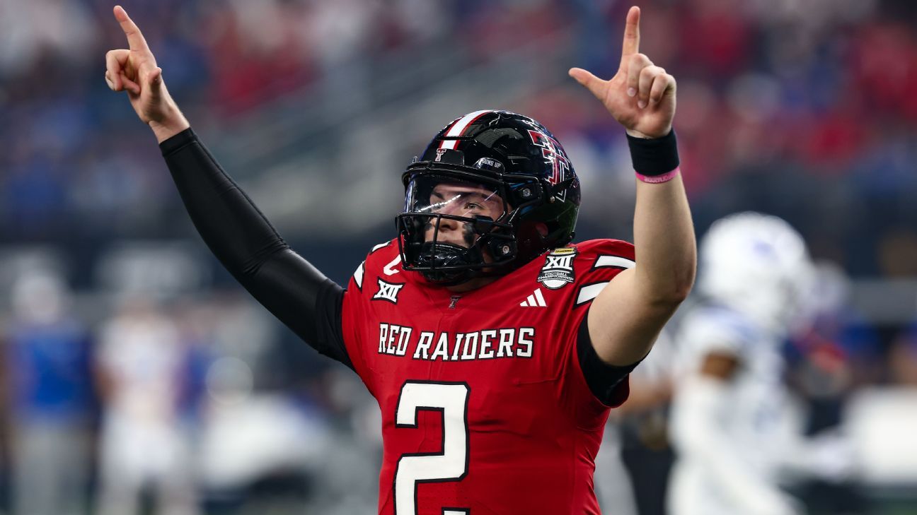 Texas Tech QB Morton finally out of boot, 100%